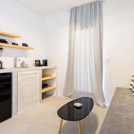 Peven Suites Науса Экстерьер фото