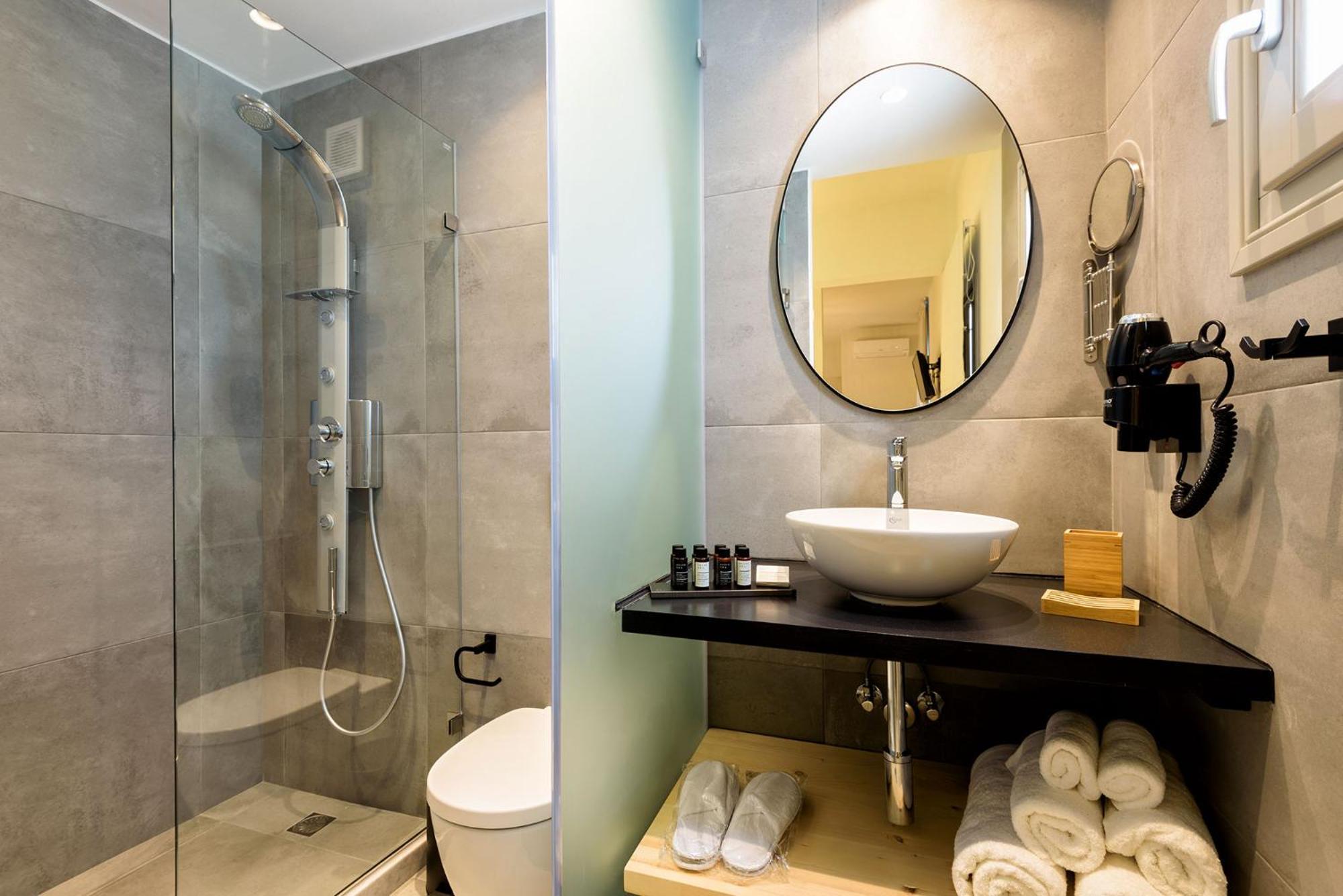 Peven Suites Науса Экстерьер фото