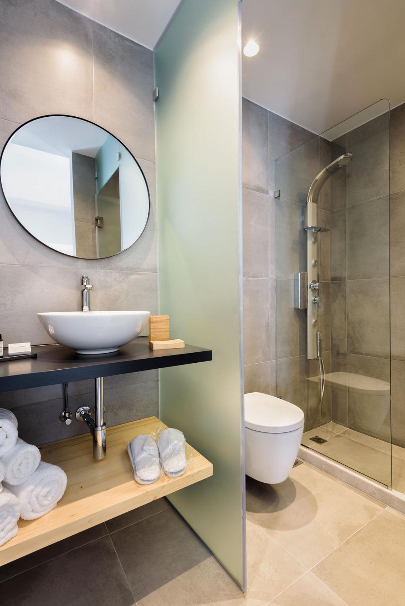 Peven Suites Науса Экстерьер фото